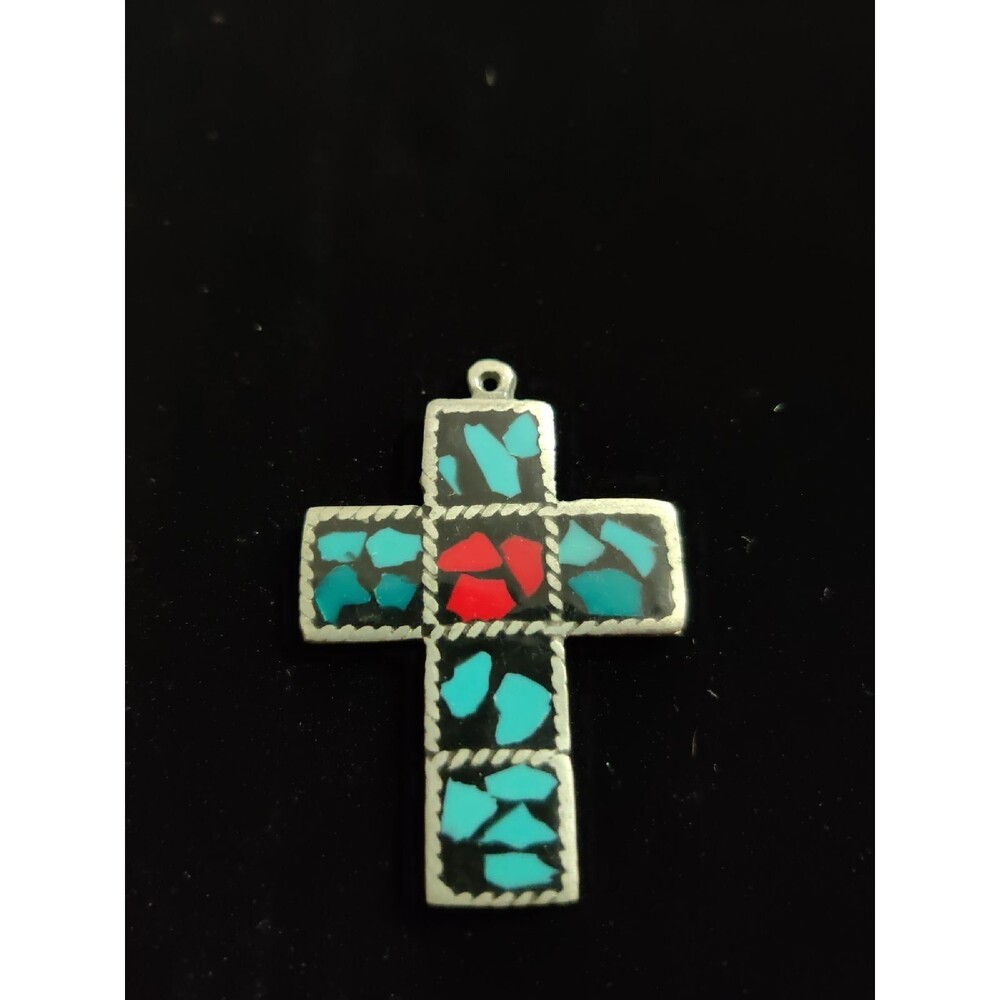 Silver tone cross